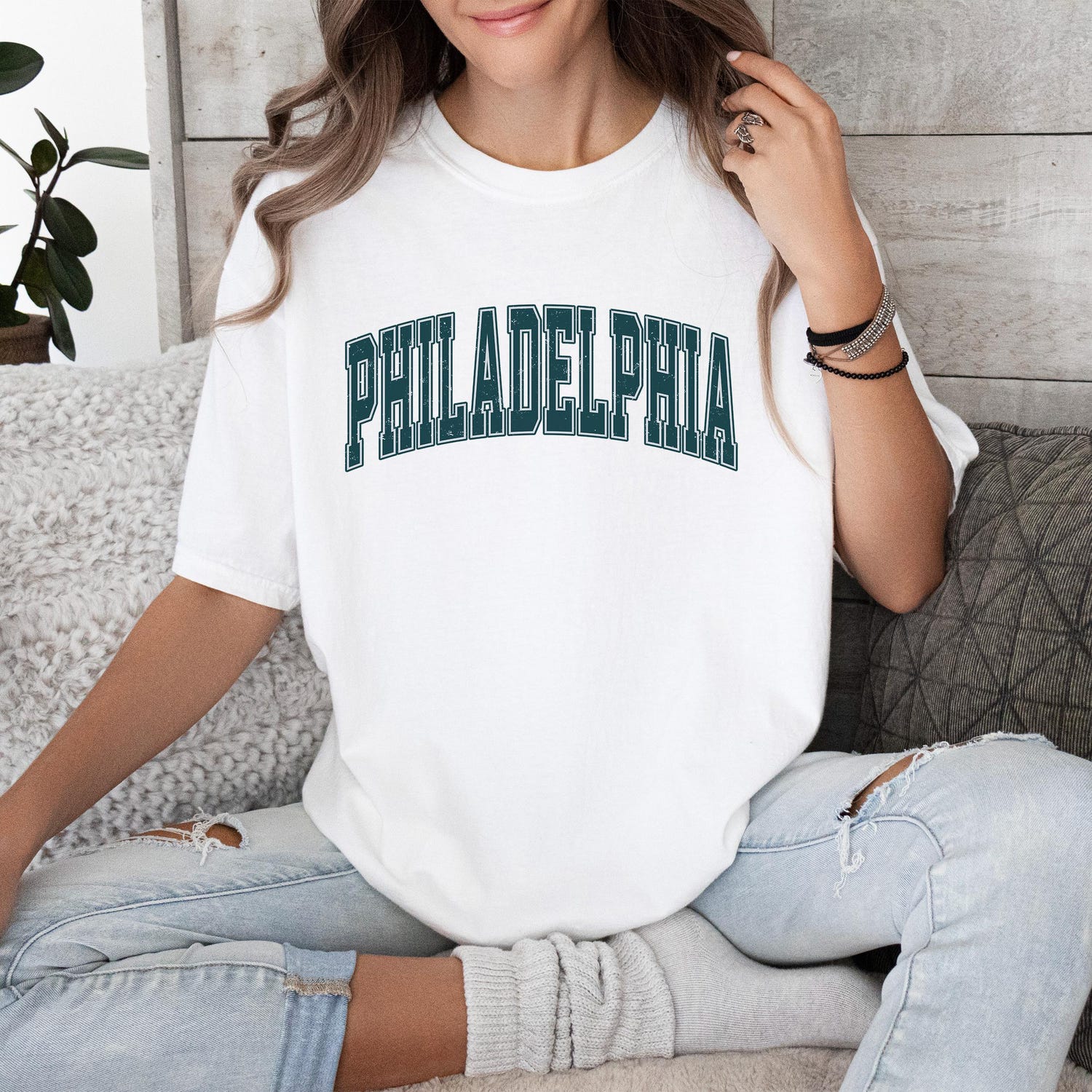 Philadelphia Football Shirt, Philadelphia Football T-Shirt, Football Shirt, Philadelphia Vintage Gift, Philadelphia Football Retro Tee