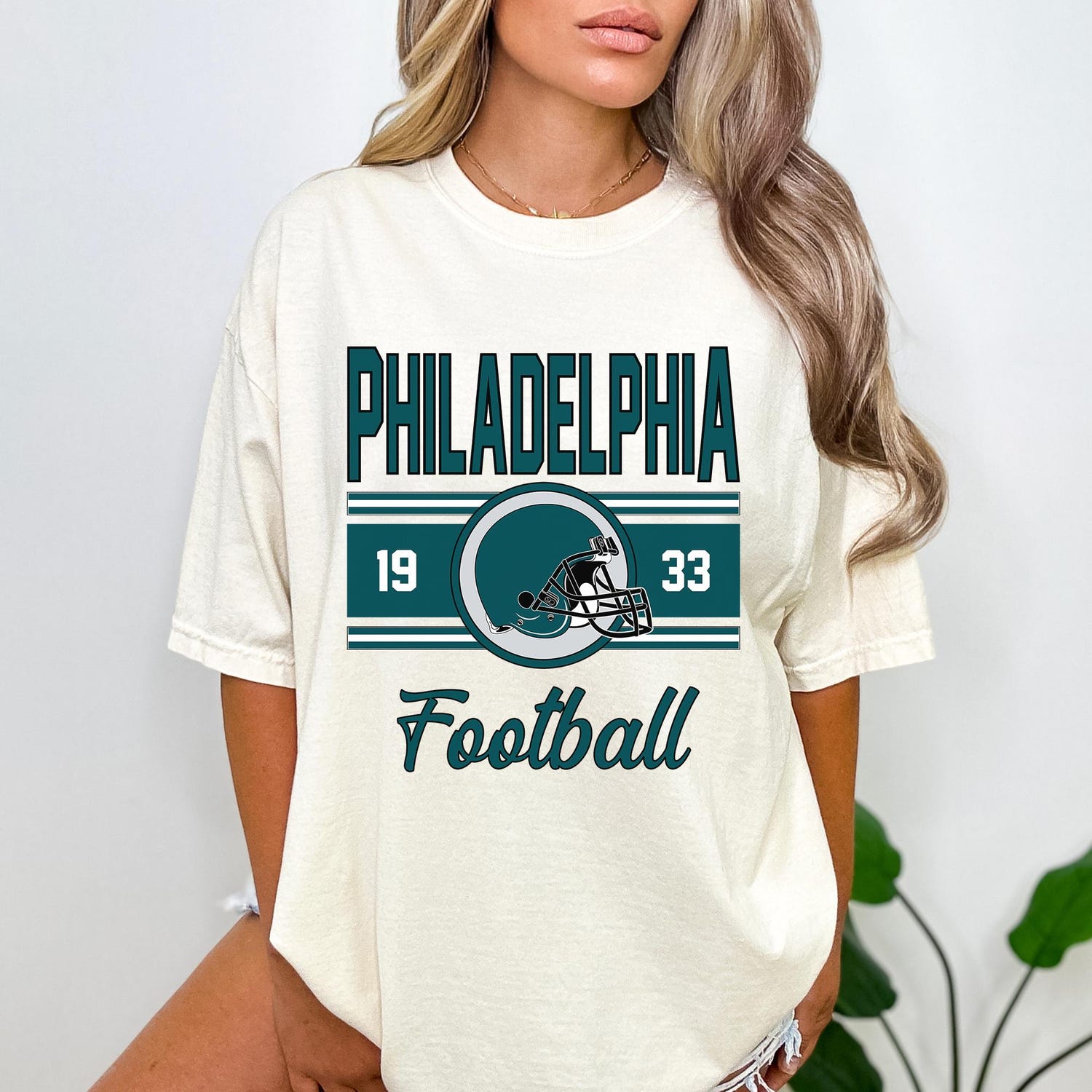 Philadelphia Football Shirt, Philadelphia Women's Gift, Philadelphia T-Shirt For Her, Retro Philadelphia Football Tee, Vintage Football Gift